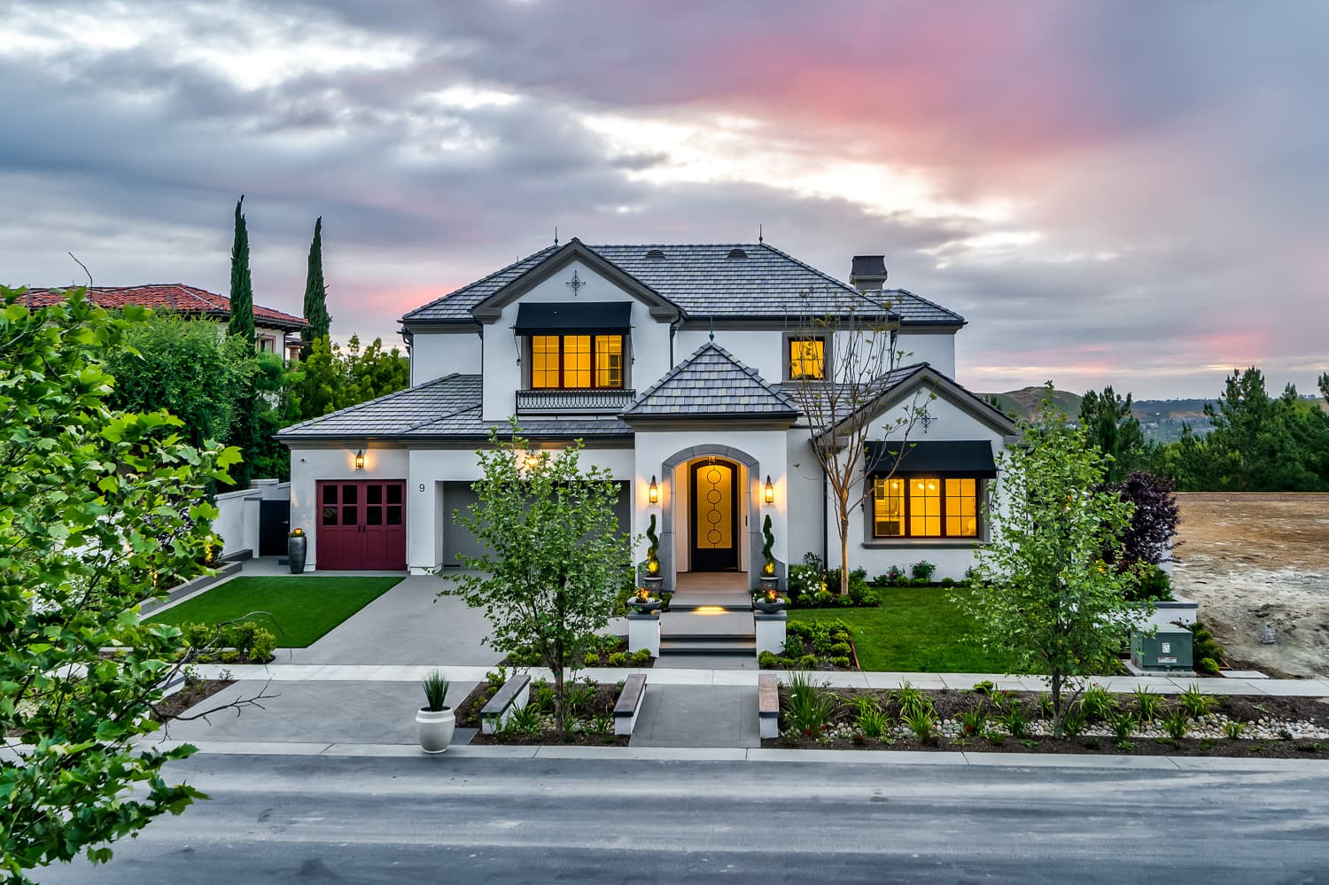 Featured luxury home sales strategy